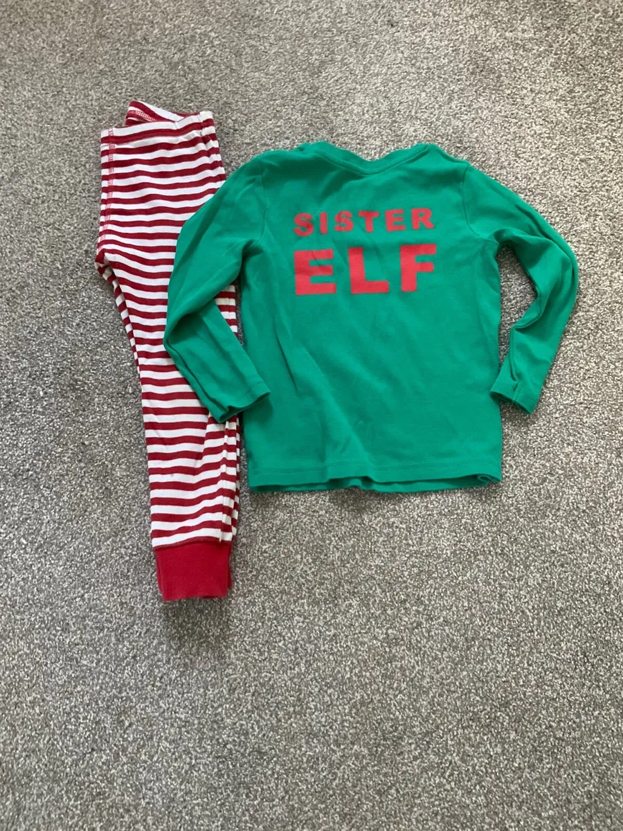 Christmas pyjamas, 4 to 5 - Image 2
