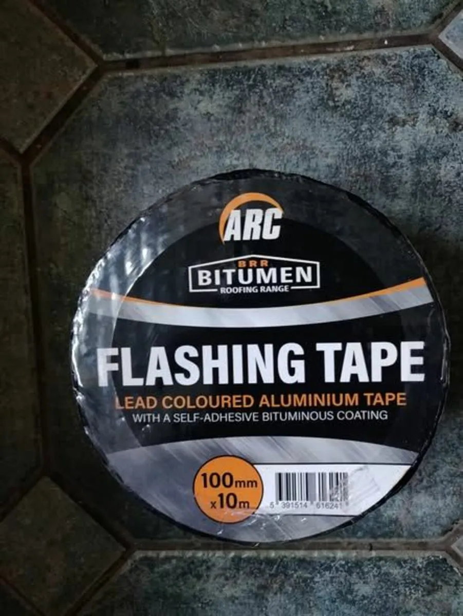 Unopened Flashing Tape (10m)+Opened Roof underlay - Image 1