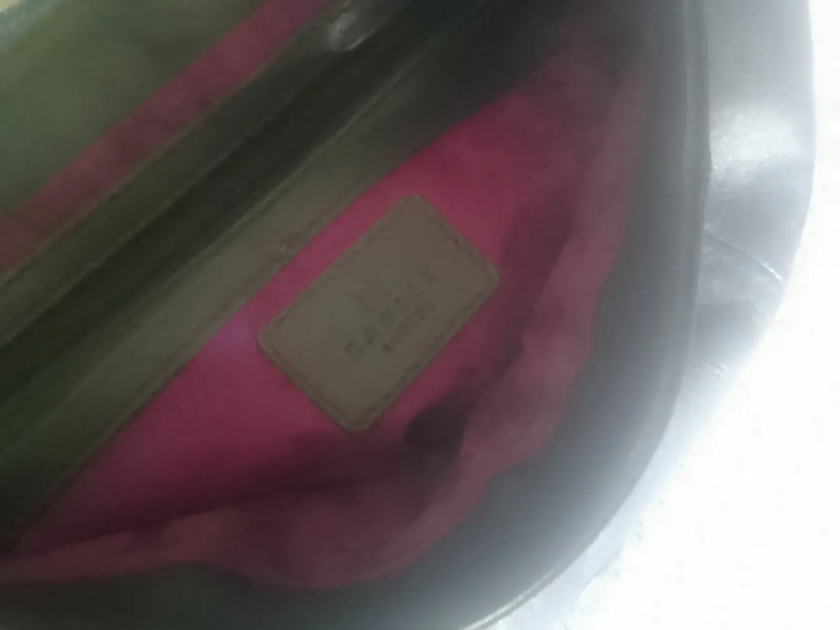 RADLEY SOFT LEATHER HANDBAG EXCELLENT CONDITION - Image 2