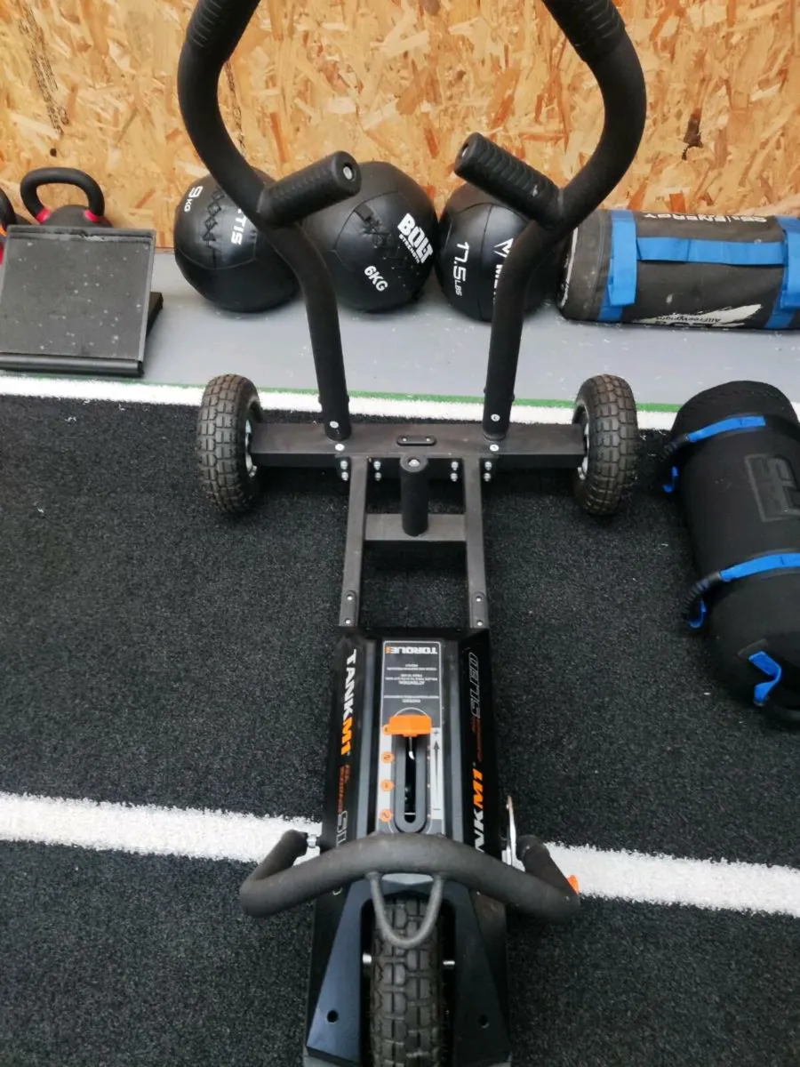 Gym equipment - Image 1