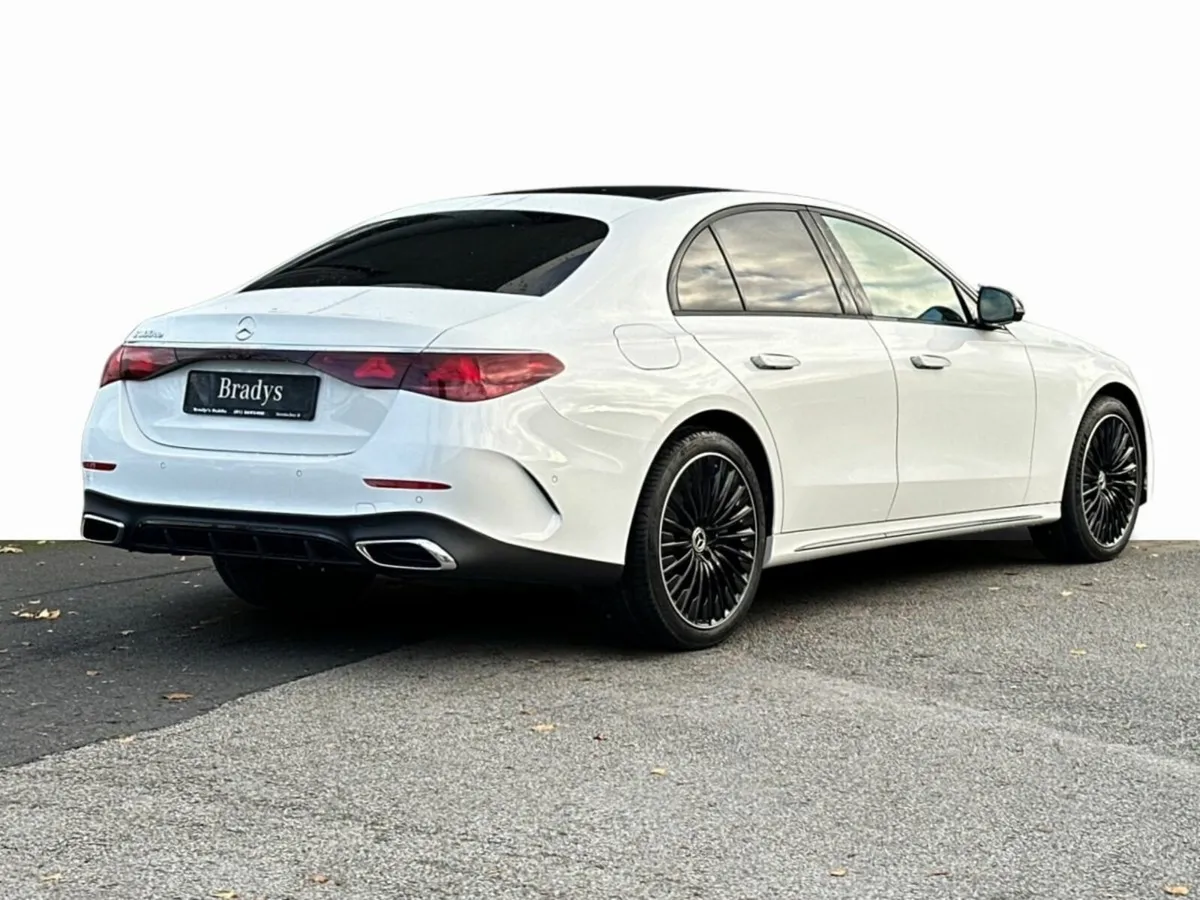 Mercedes-Benz E-Class E300de AMG Plus Premium Pack - Image 3