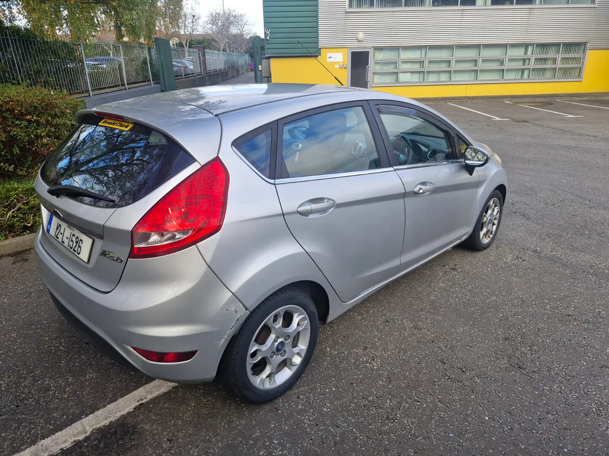 Ford Fiesta 2012 - Image 4