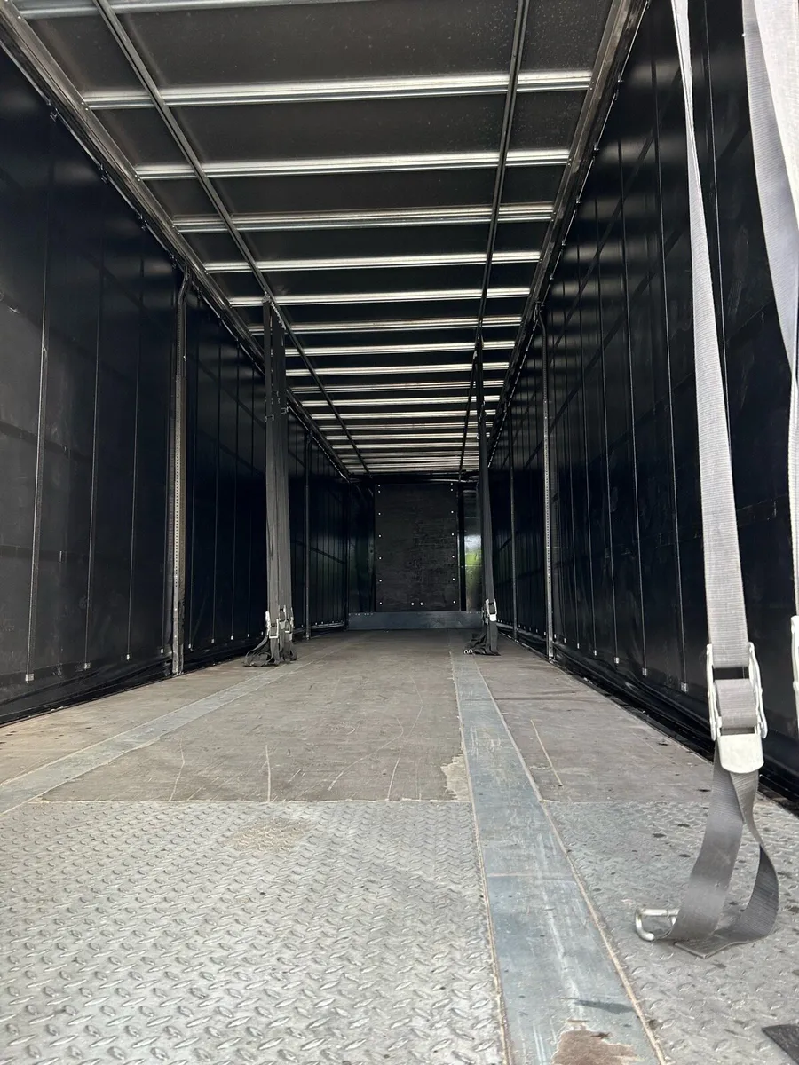 SDC 4.2 Curtainsiders - Image 4