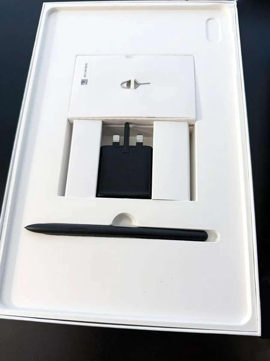 Samsung Galaxy Tab S7+ Android Tablet 12.4 in with Stylus, Excellent 1st Owner - Image 4