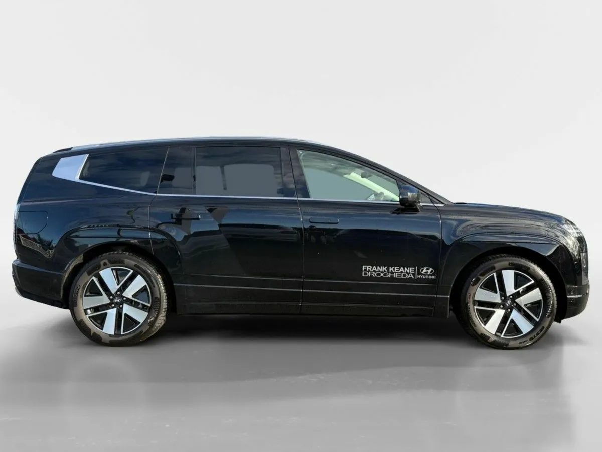 Hyundai IONIQ 9 RWD standard (Long Range) Platinum - Image 2
