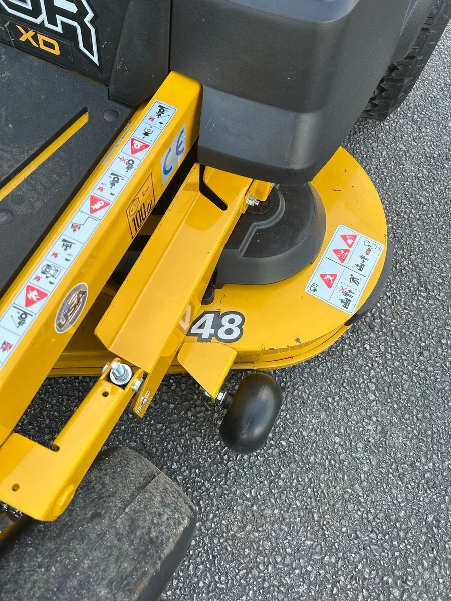 Hustler Raptor zero turn - Image 4