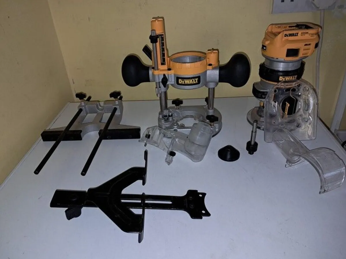 DeWalt DCW600 18V Router. - Image 1