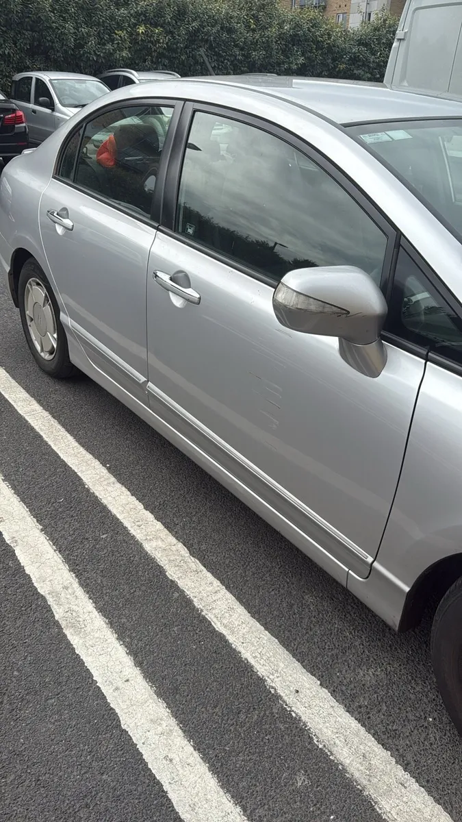 Honda civic 2008 hybrid (4000) - Image 4