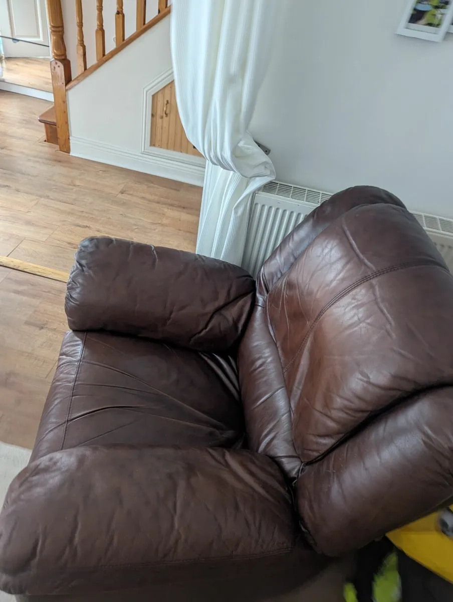 Recliners x2 good quality good condition - Image 1