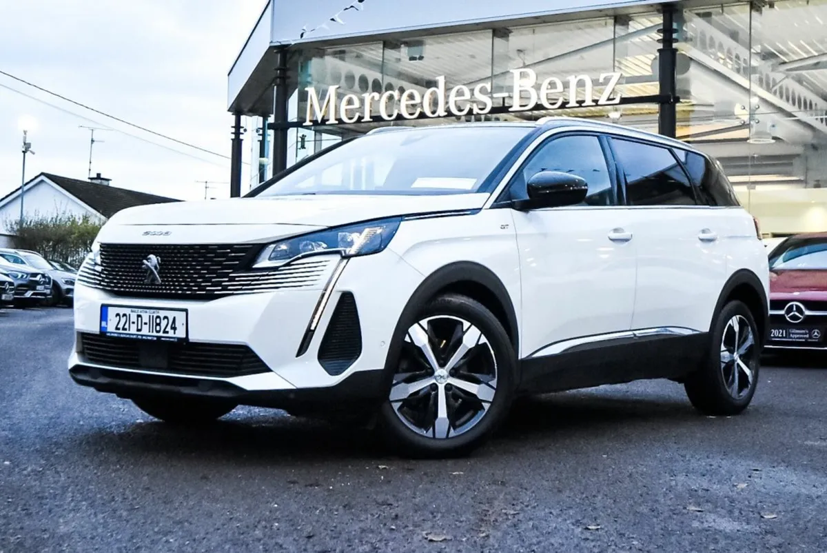 Peugeot 5008 1.5 BlueHDi 130bhp GT Black Pack - Image 1