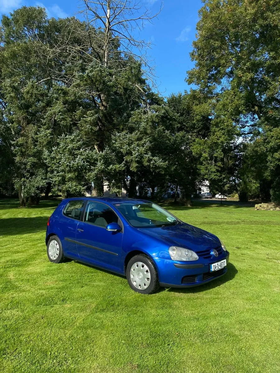 Volkswagen Golf 2004 (NCT'd & Low Mileage) ✅ - Image 1