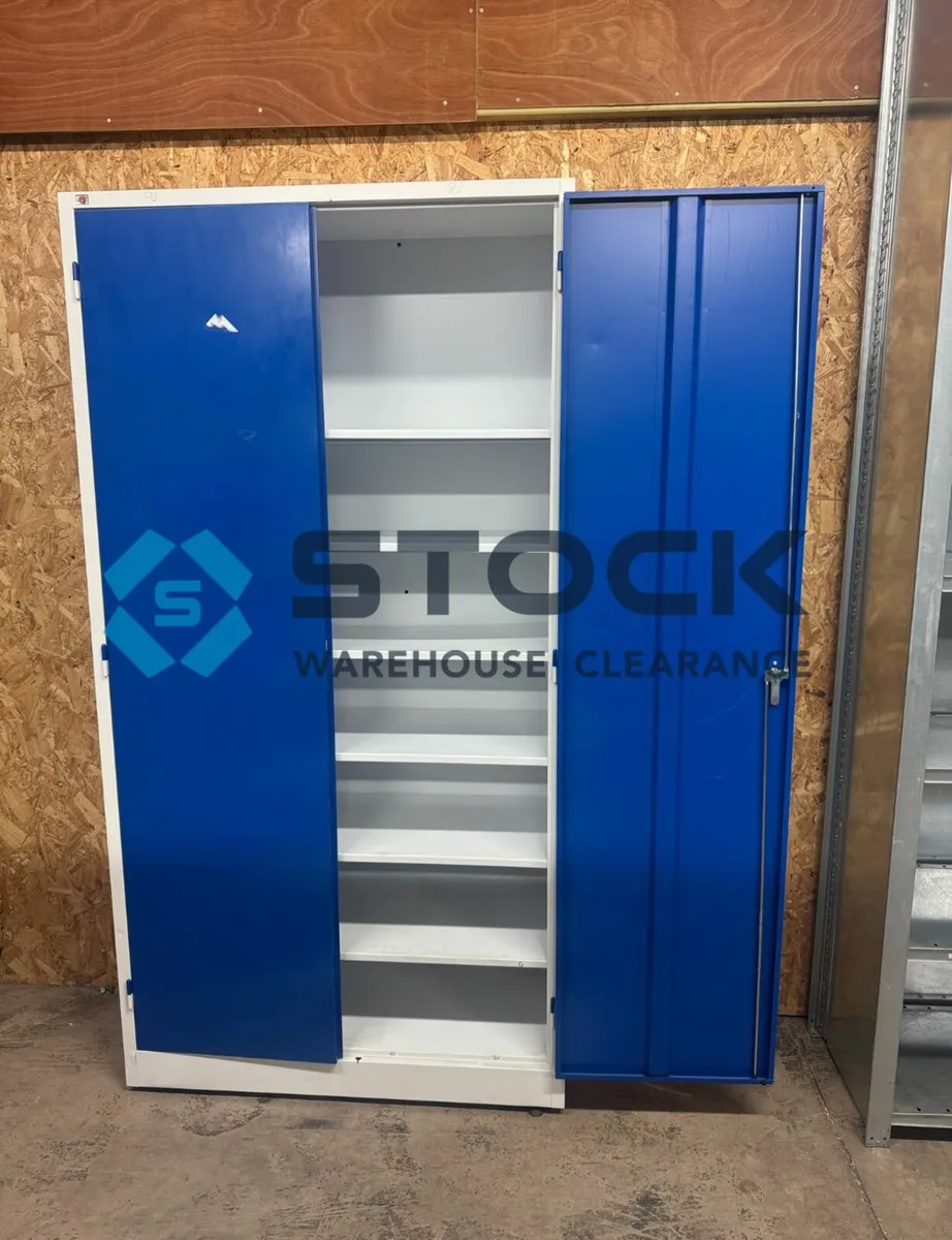 Double door cabnets - Image 2