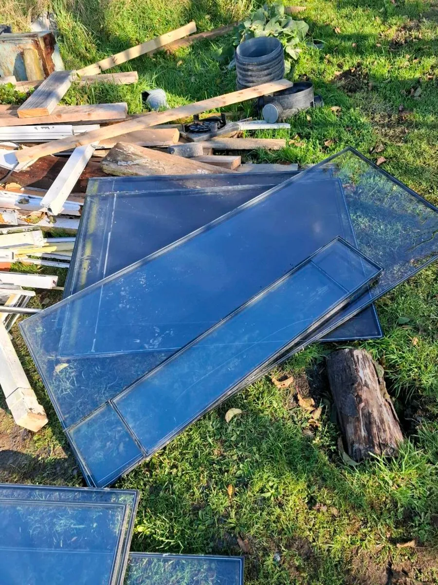 Glass Panels - Image 2