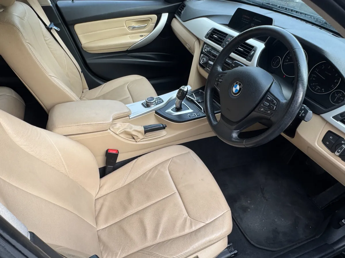 2018 BMW 320I SE Leather Automatic - Image 2