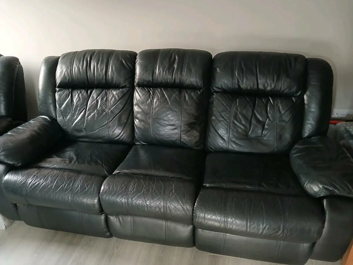 Couch - Image 1
