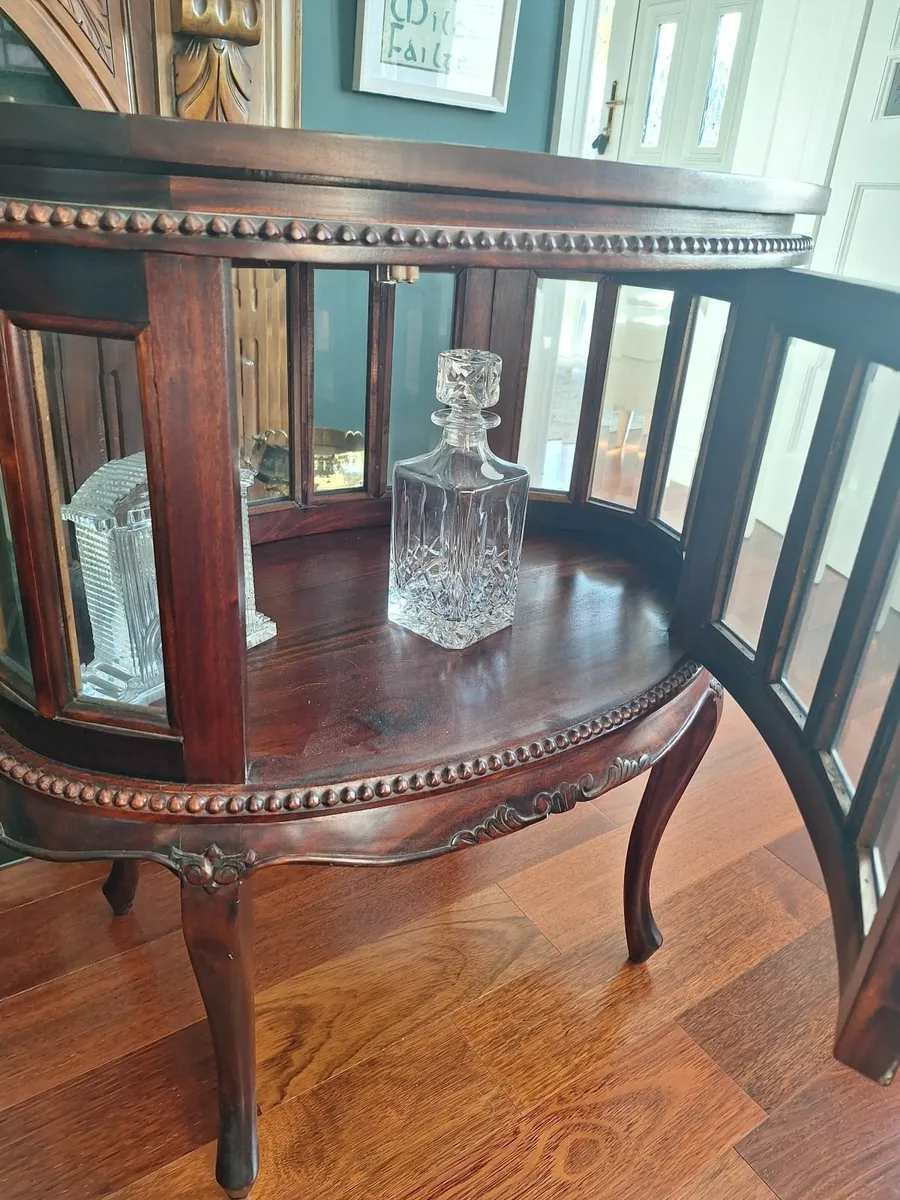 Mahogany drinks cabinet - Image 3