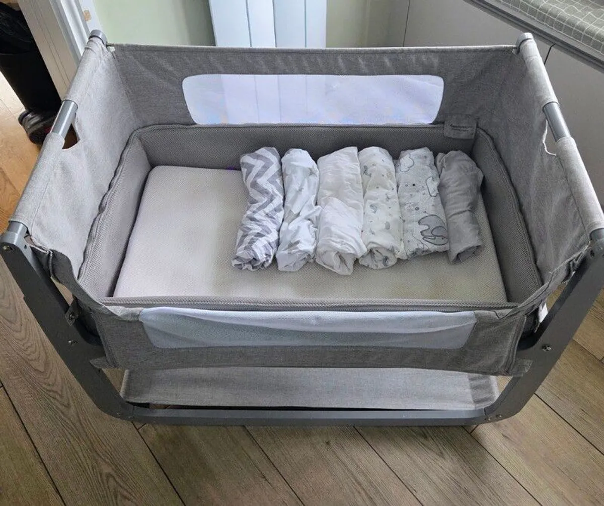 Snooze Pod Side Sleeper/Next To Me - Image 1