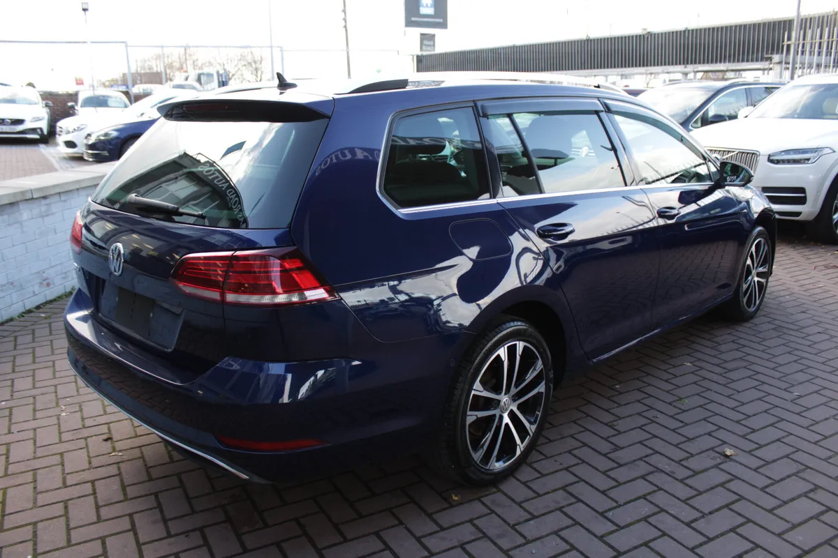 1.2TSI  COMFORTLINE PLUS 5DR ESTATE AUTO // 1 OWNE - Image 4