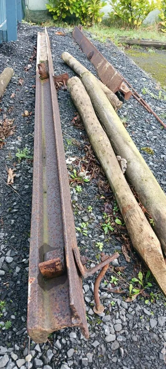 RSJ steel girders - Image 1