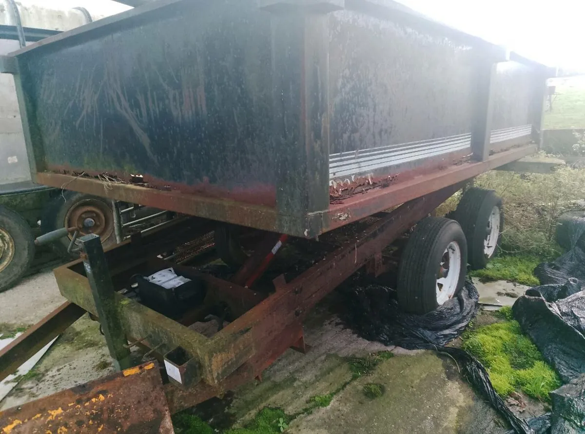 Pro line tipping trailer - Image 1