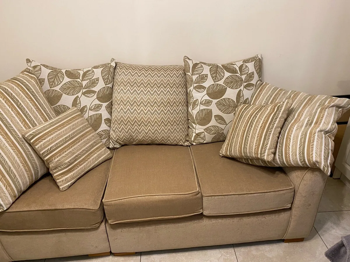 Sofa - Image 3