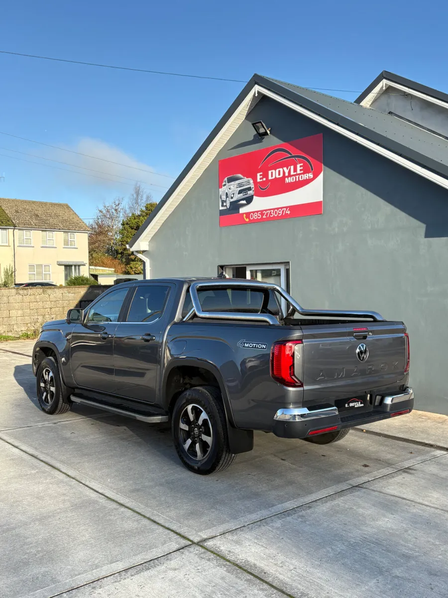 2023 Volkswagen Amarok - Image 3