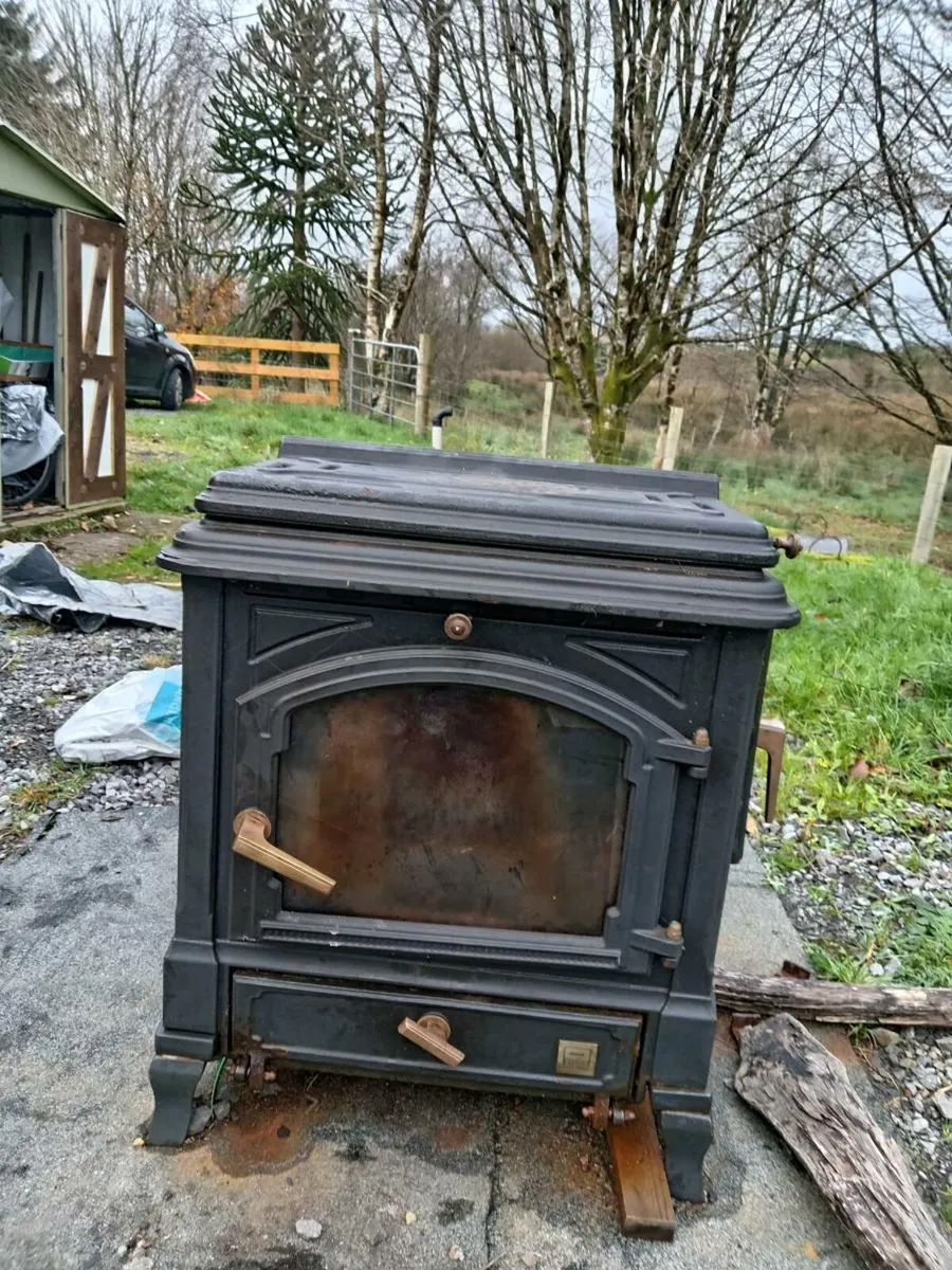 Blacksmith stove - Image 1