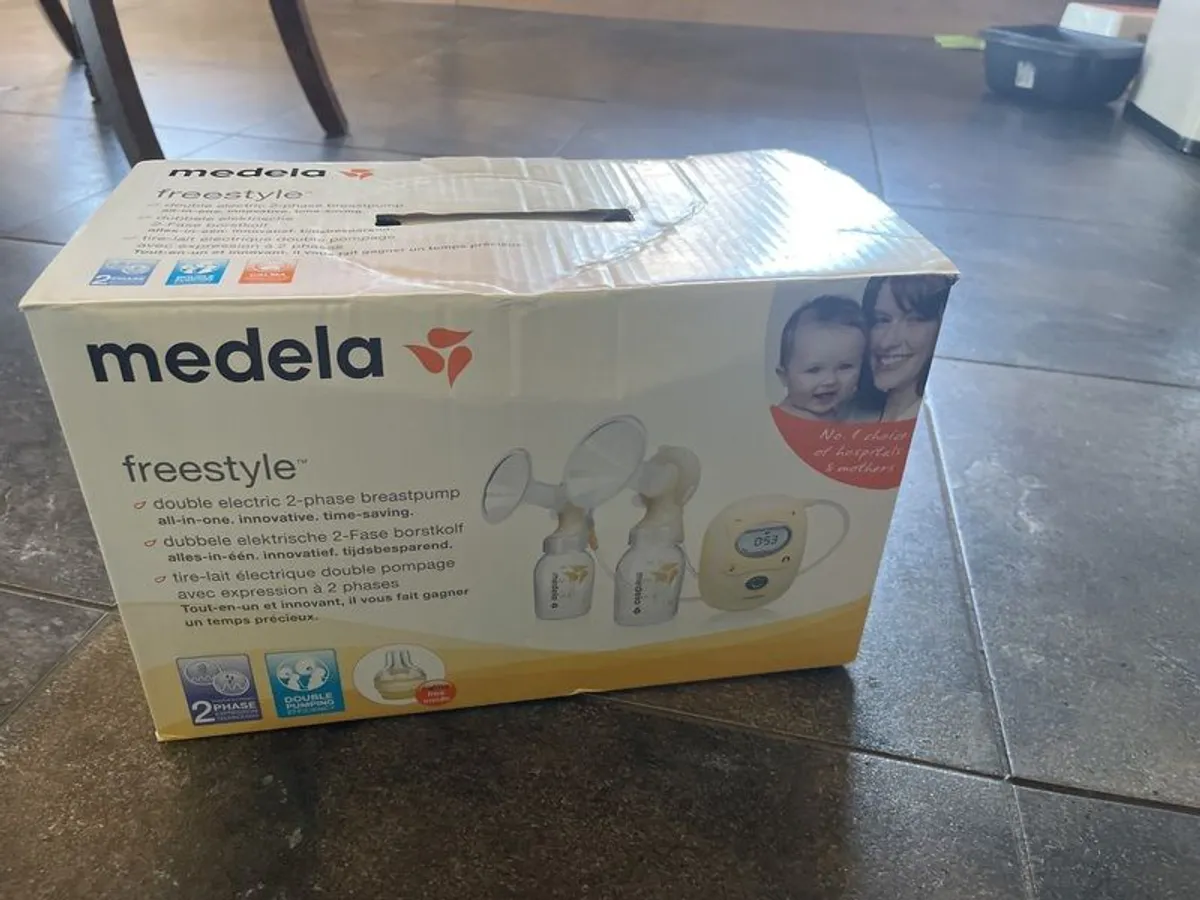 Medela Freestyle Double Electric Breast Pump - Image 1