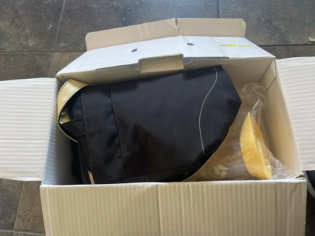 Medela Freestyle Double Electric Breast Pump - Image 2