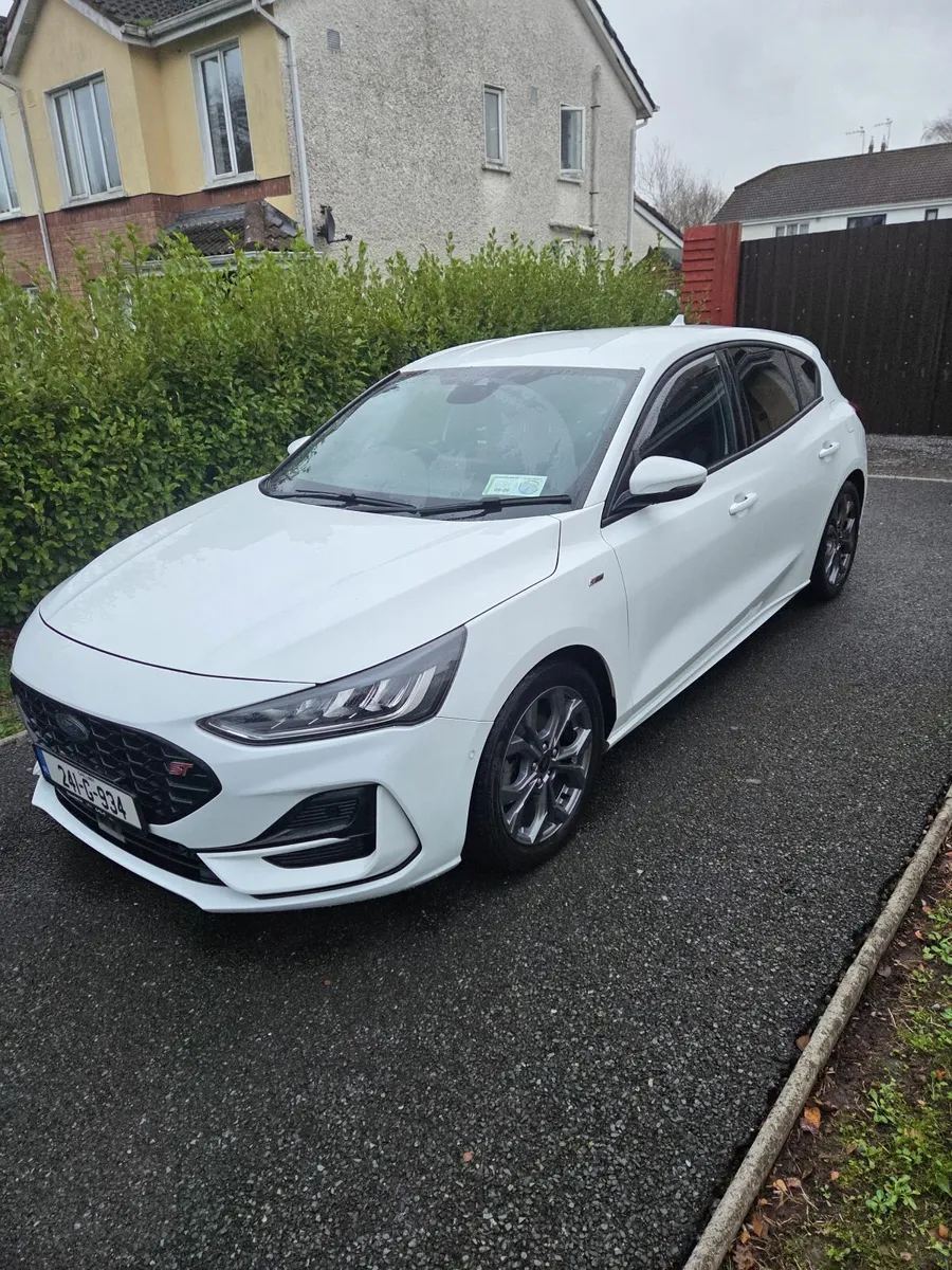 Ford Focus 2024 - Image 2