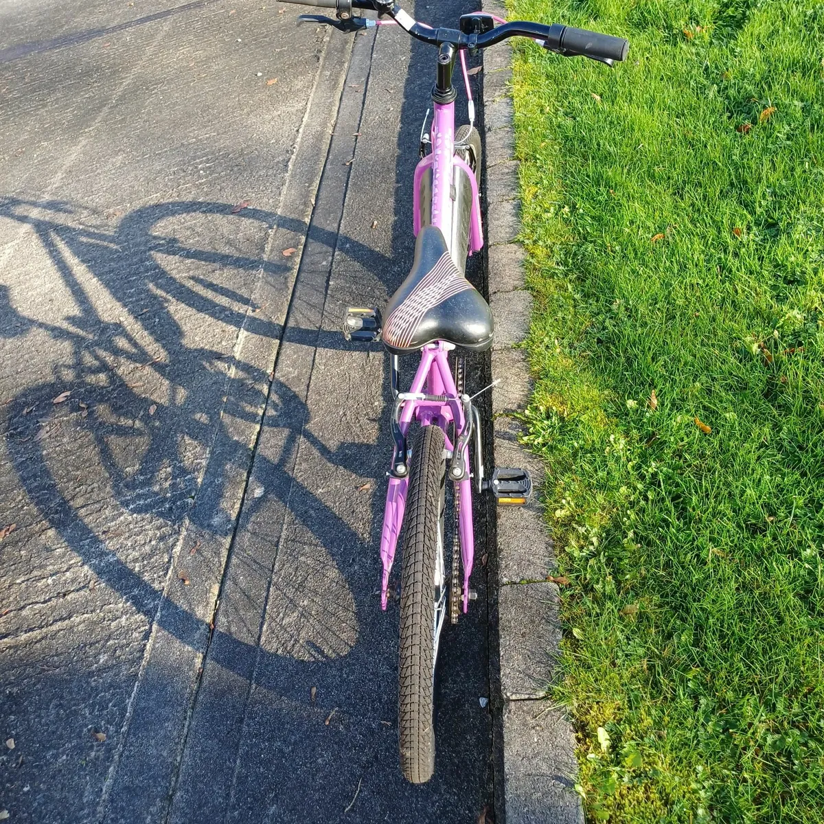 Apollo Envy Junior Hybrid Bike - Image 3