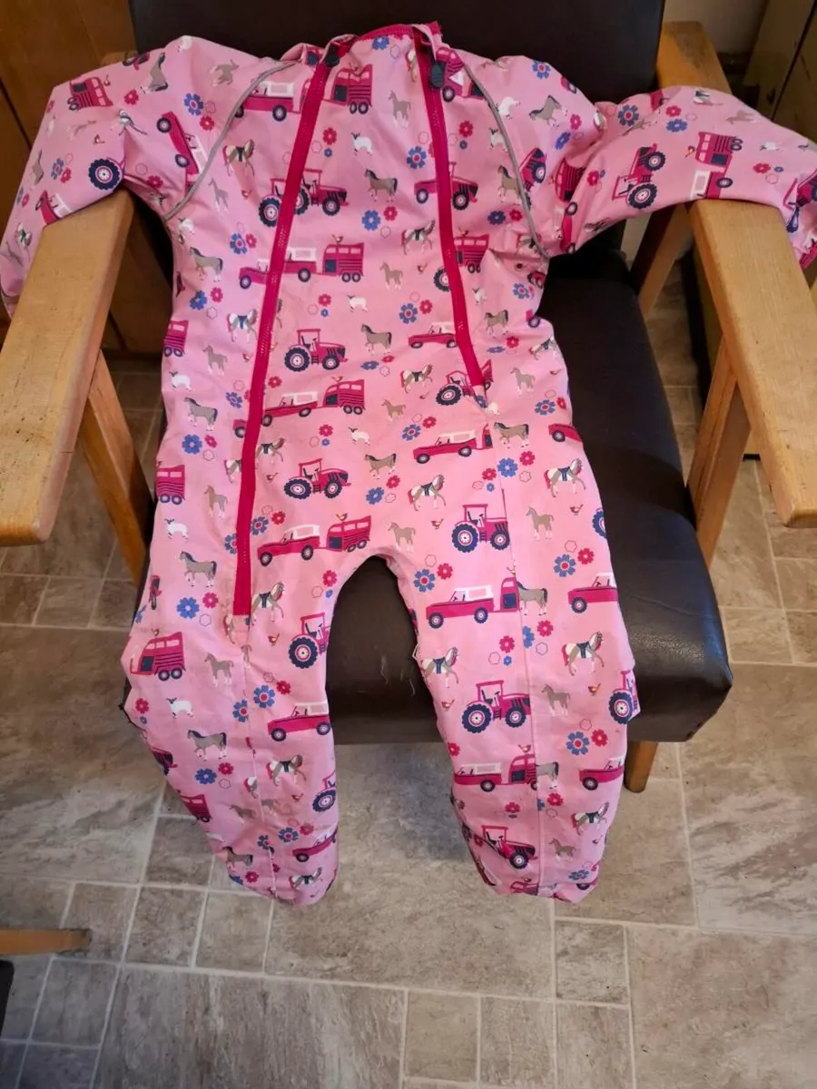 Girls rain suit - Image 1