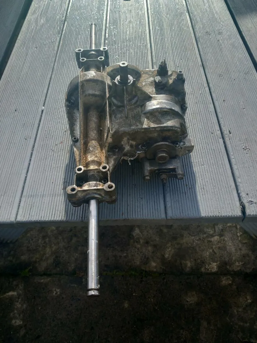 Castlegarden manual gearbox for sale - Image 4