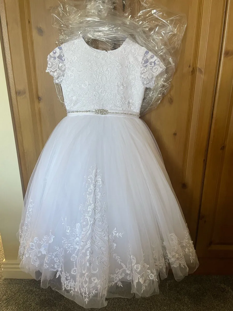 Communion dress - Image 1