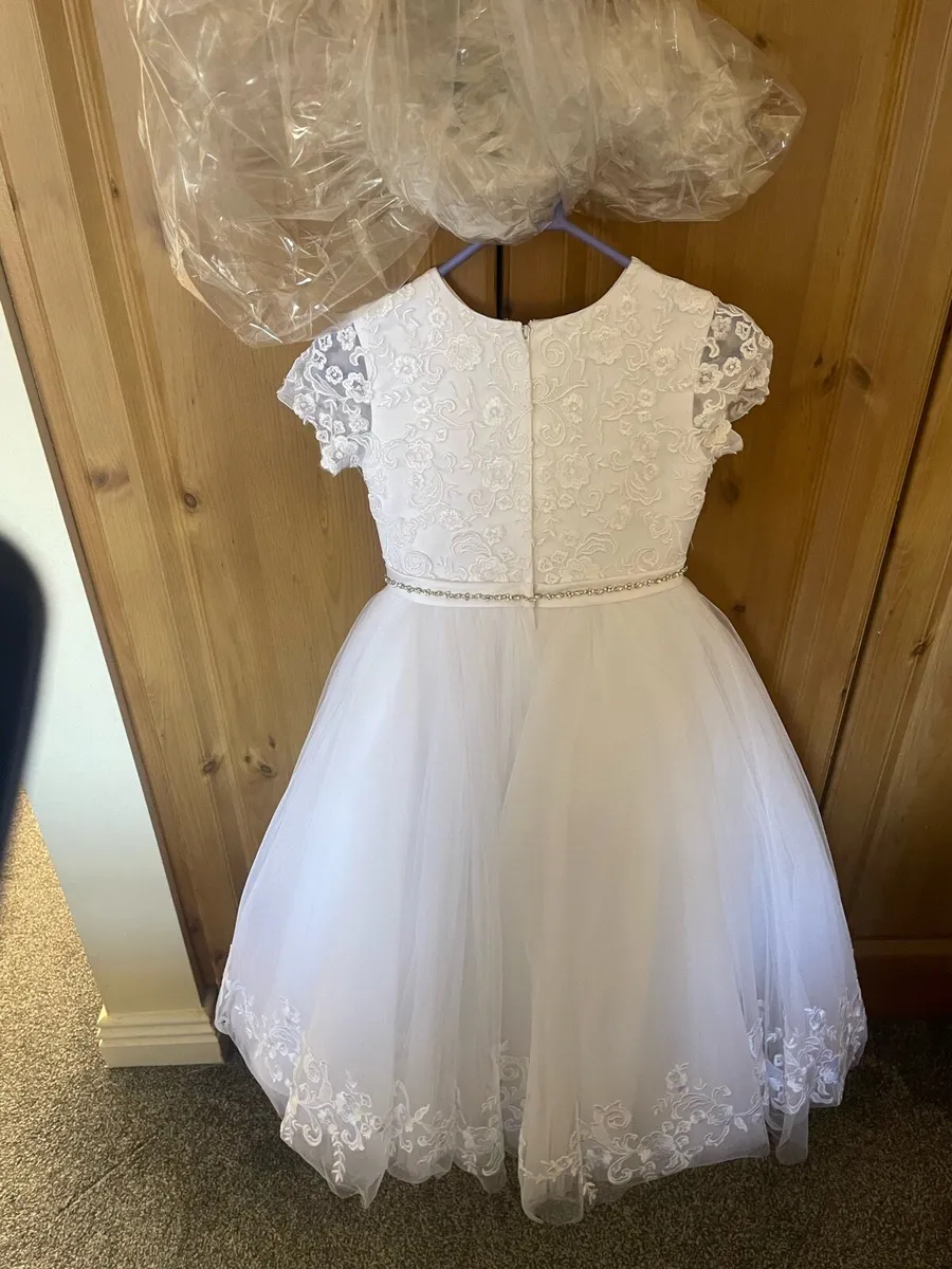 Communion dress - Image 2