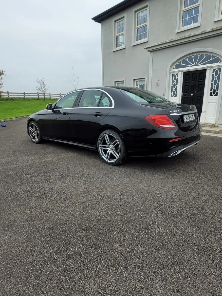 Mercedes E220 Auto - Image 3