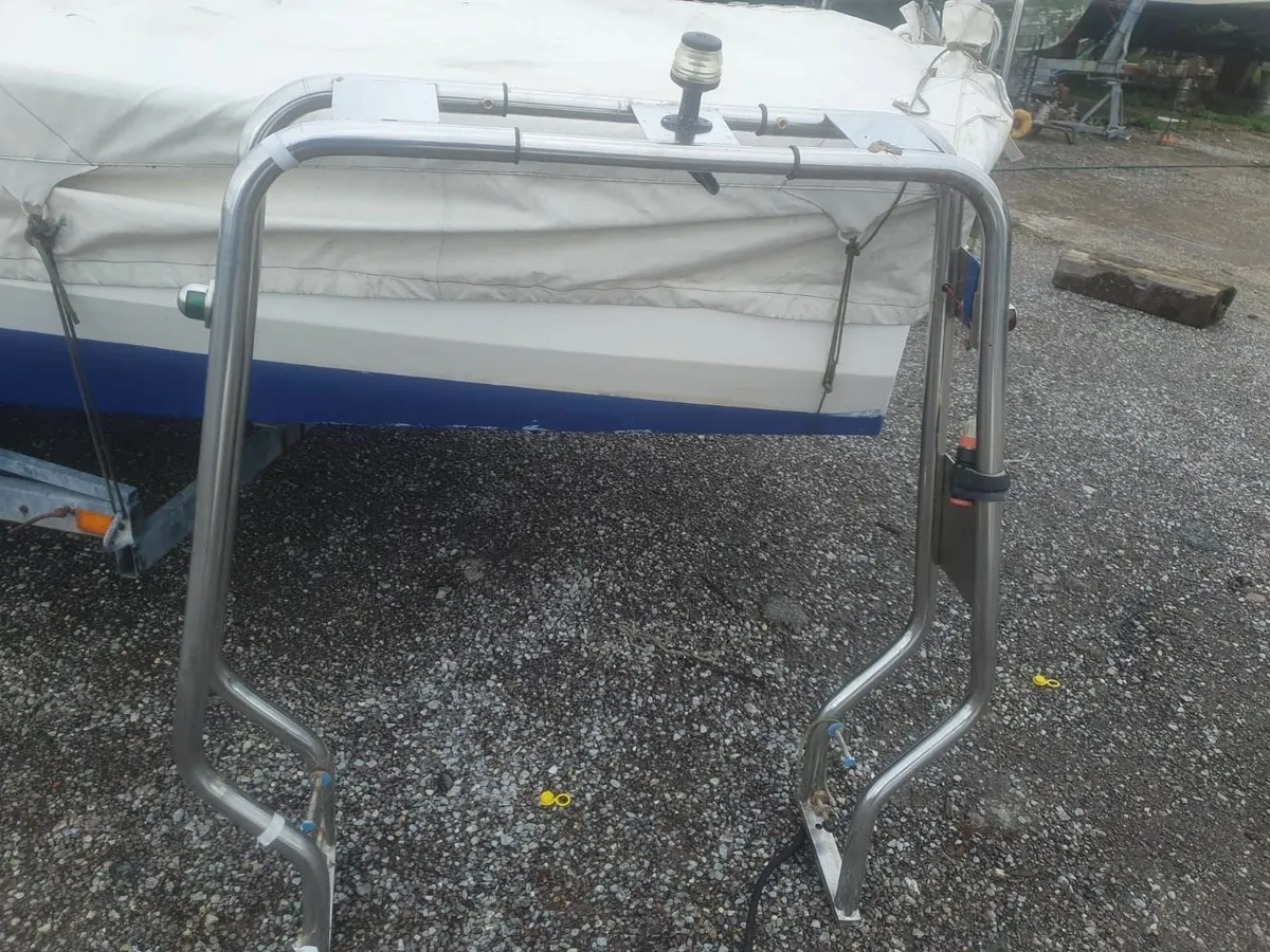 rib consul and seats - Image 4