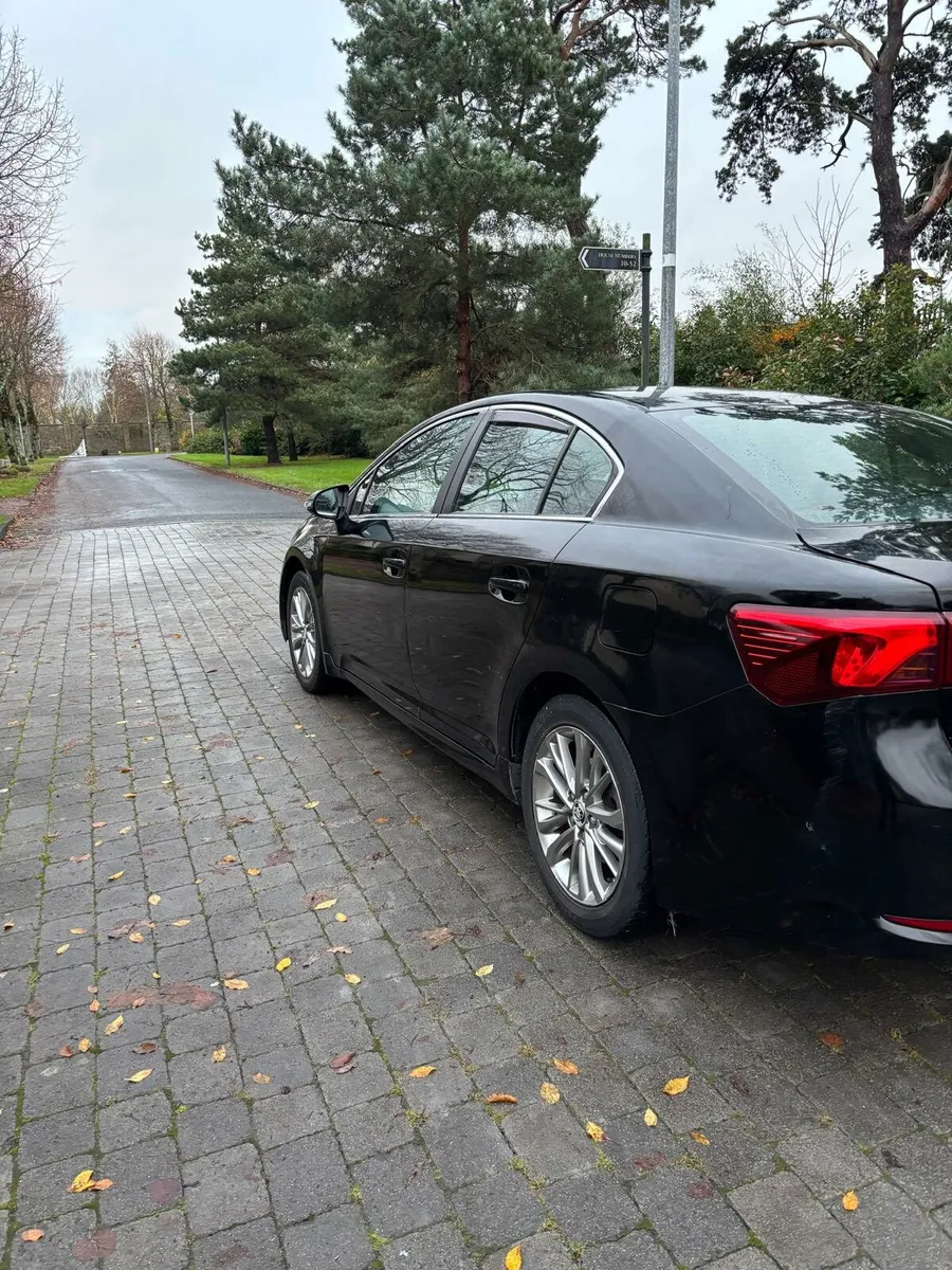 161 toyota avensis new nct and tax - Image 4