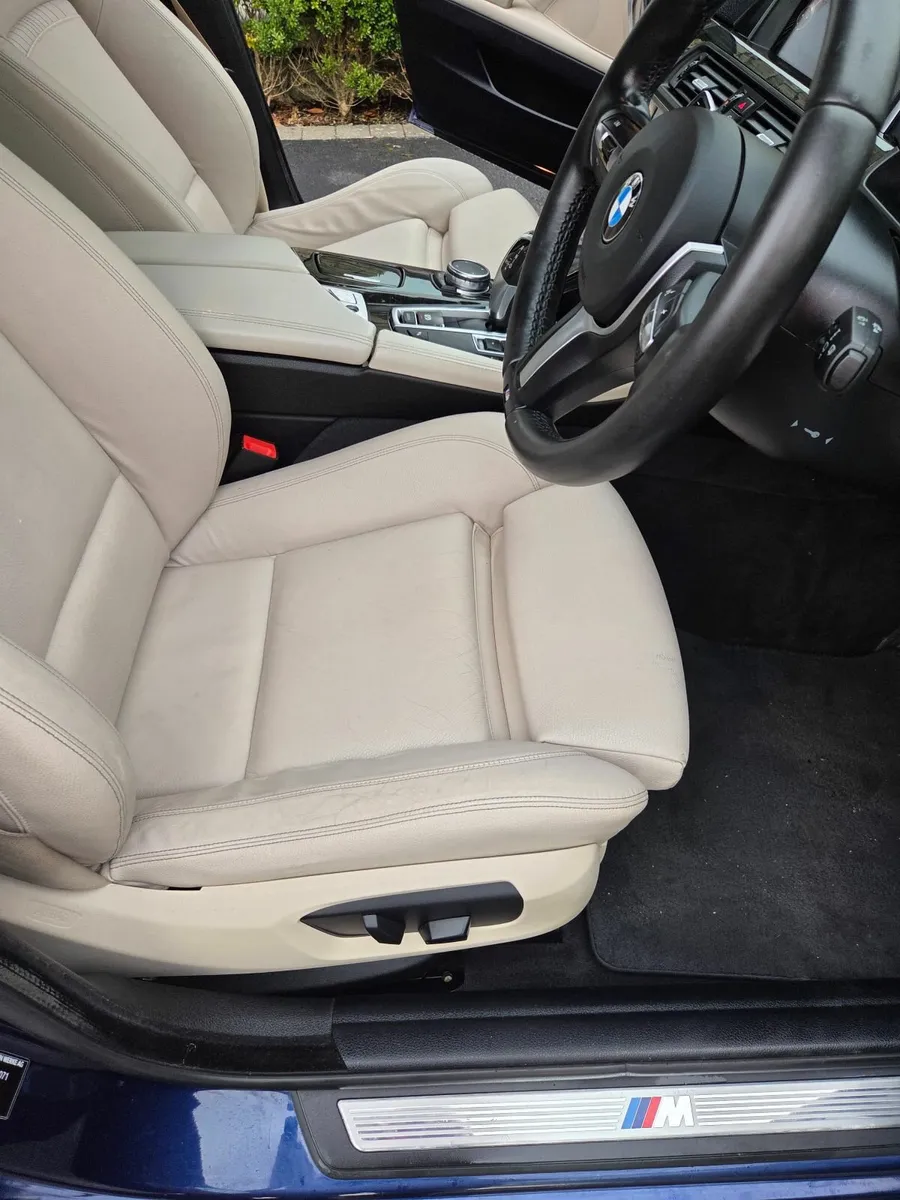 BMW 5-Series 2015 - Image 4