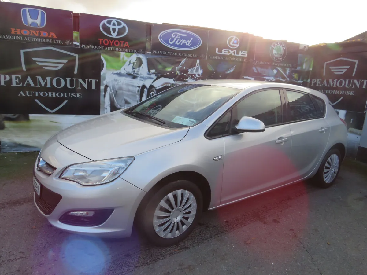 Opel Astra 2015 5DR 1.3 DIESEL NCTD 07/26 - Image 1
