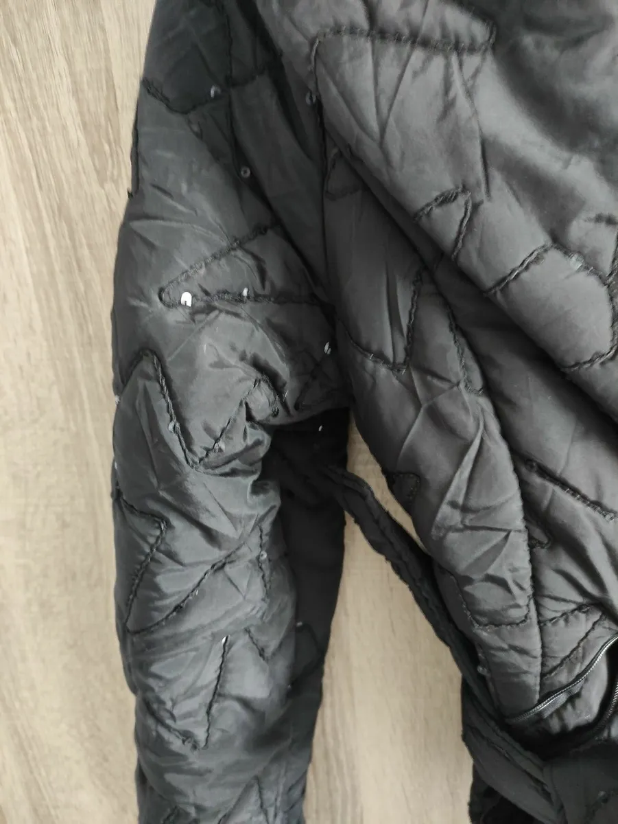 Black jacket with sequins Xs s worn twice - Image 4