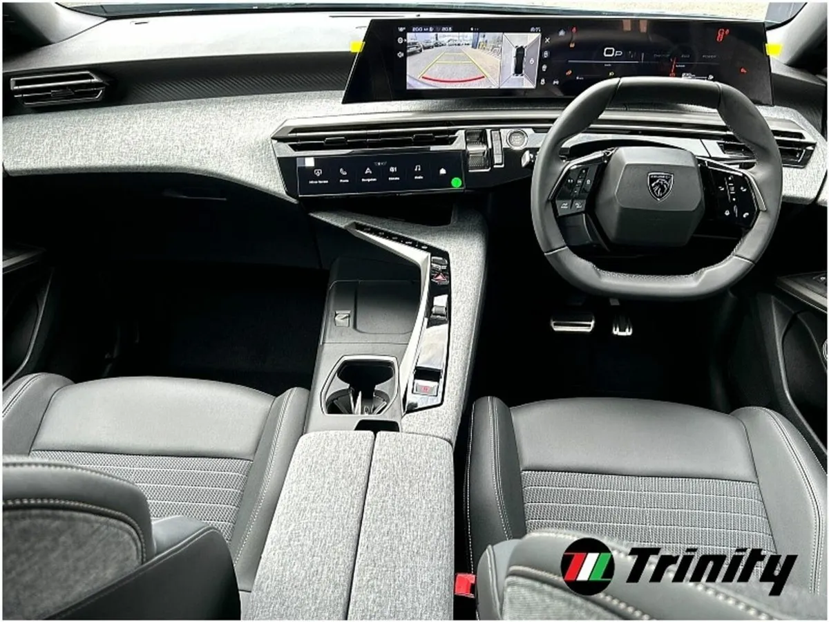 Peugeot 3008 PEUGEOT e-3008 Allure 54KwH  ** FULL - Image 2