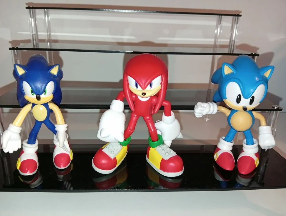 Collection Of Jakks 4" Sonic And Knuckles Figures - Image 1