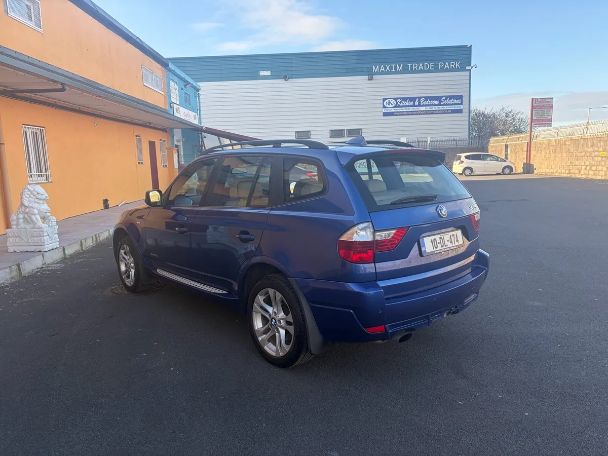 BMW X3 2.0d Manual - Image 3