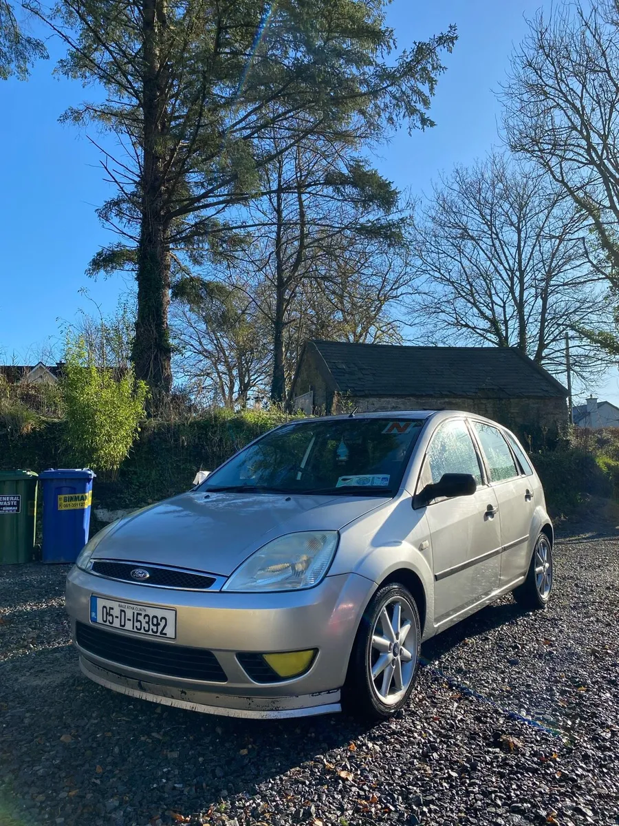 Ford Fiesta Zetec 2005 - Image 1