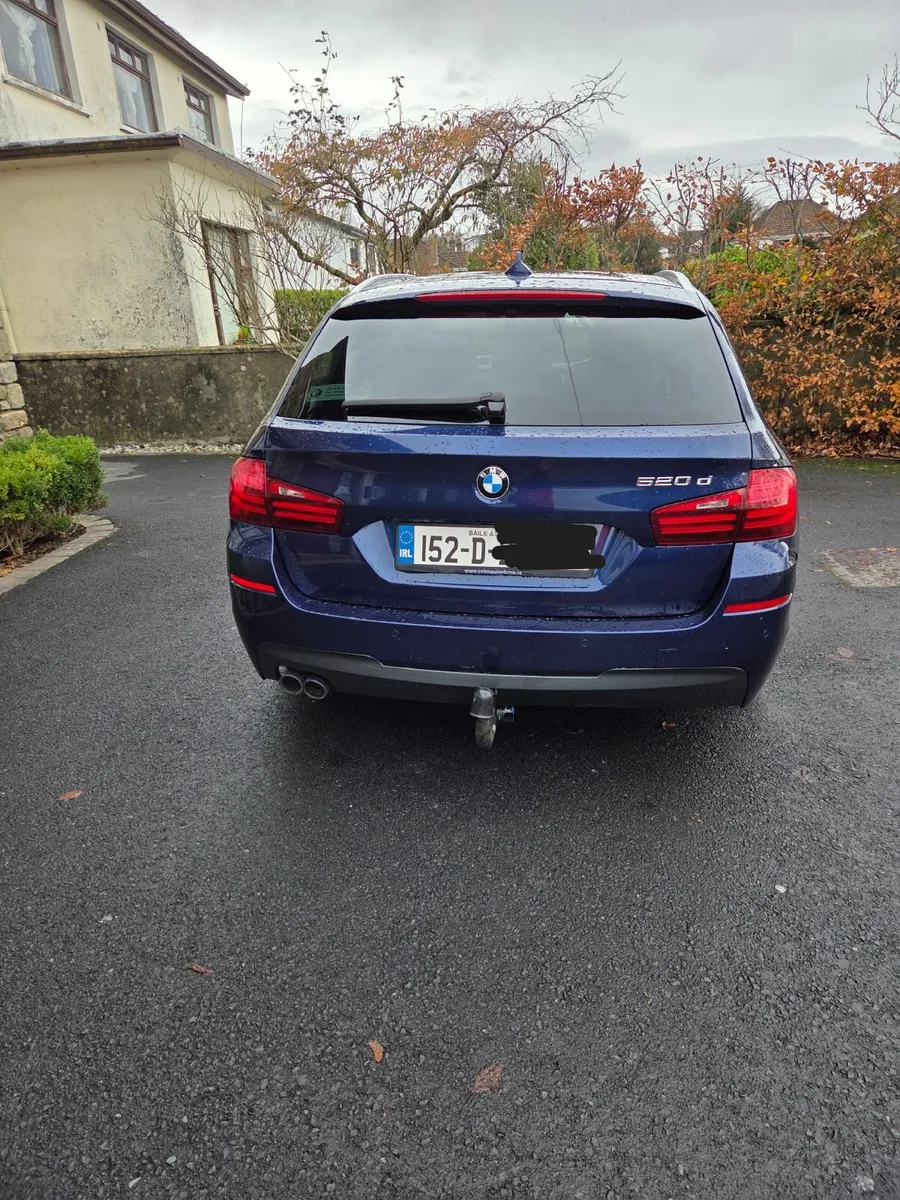 BMW 5-Series 2015 - Image 2