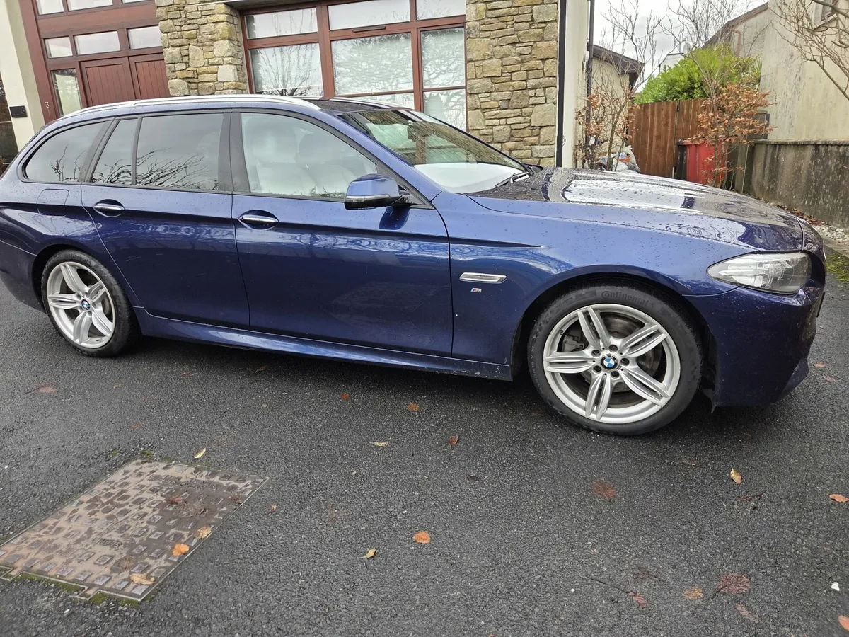 BMW 5-Series 2015 - Image 1