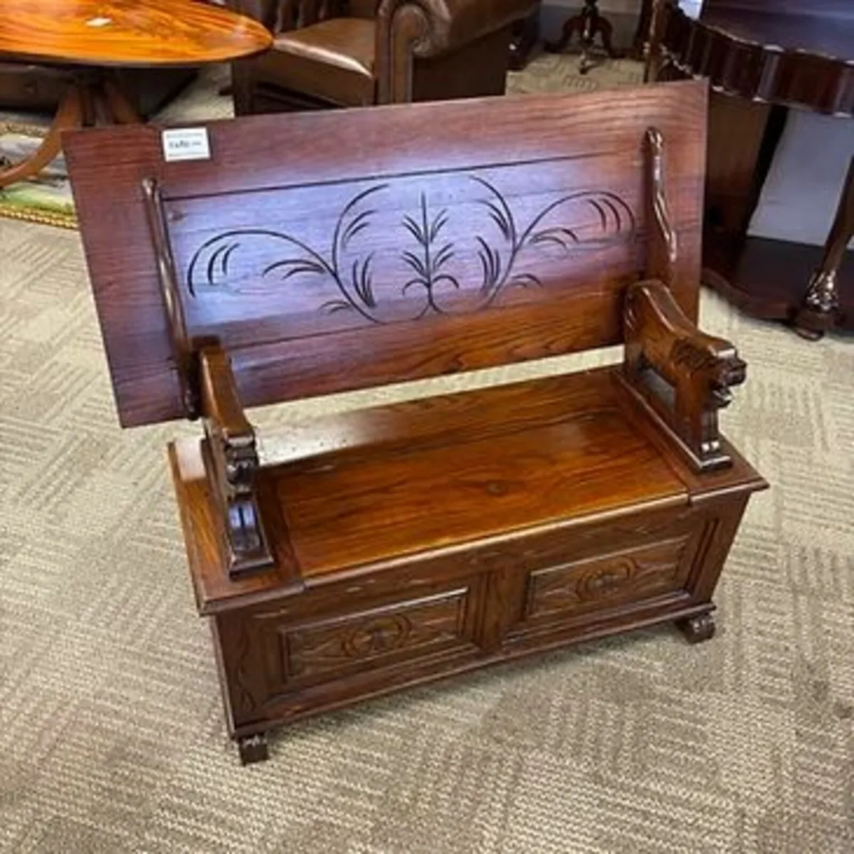 Fabulous oak monks bench. Storage beneath. Refurbi