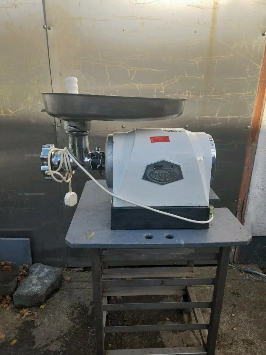 Ab 12 crypto mincer single phase.gear drive 3/4 hp - Image 1