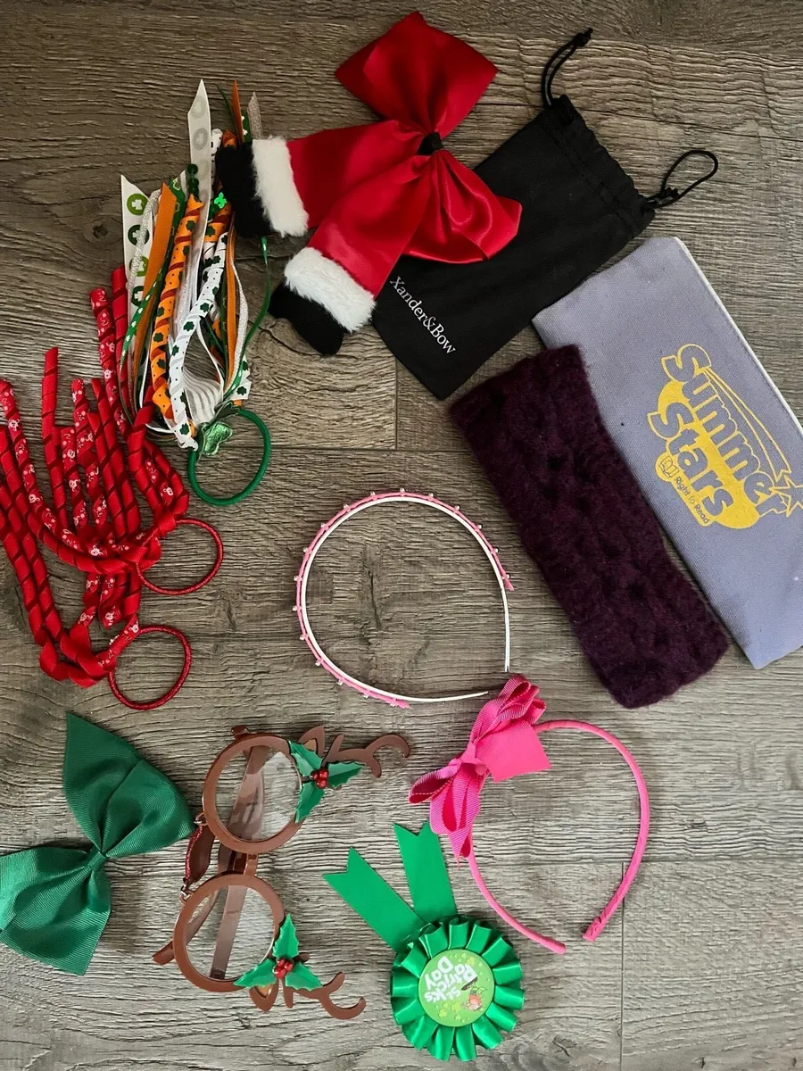 Bundle of accessories - Image 3